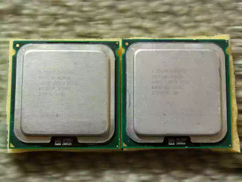 旧CPUの画像
