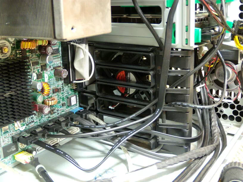 PCIボード冷却ファンの画像