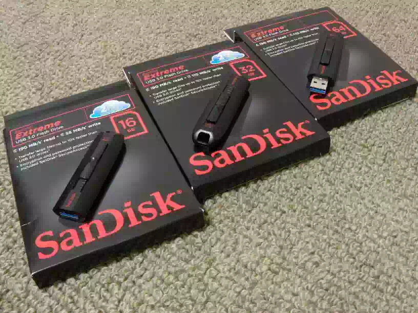 >SanDisk Extreme USB3.0 16GB,32GB,64GBの画像