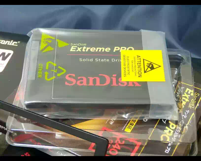 SanDisk Extreme PRO 240GBの画像