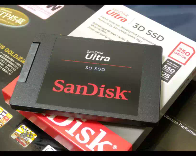 SanDisk Ultra 3D SSD 250GBの画像